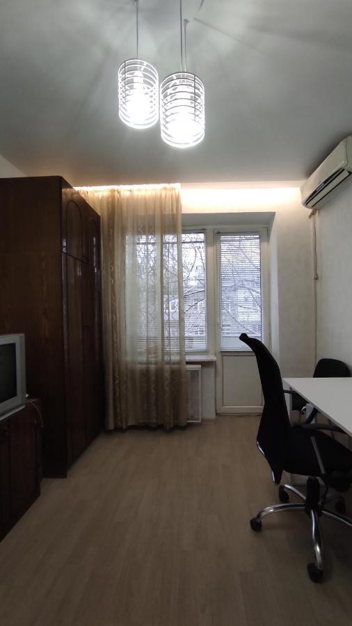 Two room apartment Odessa Exterior photo